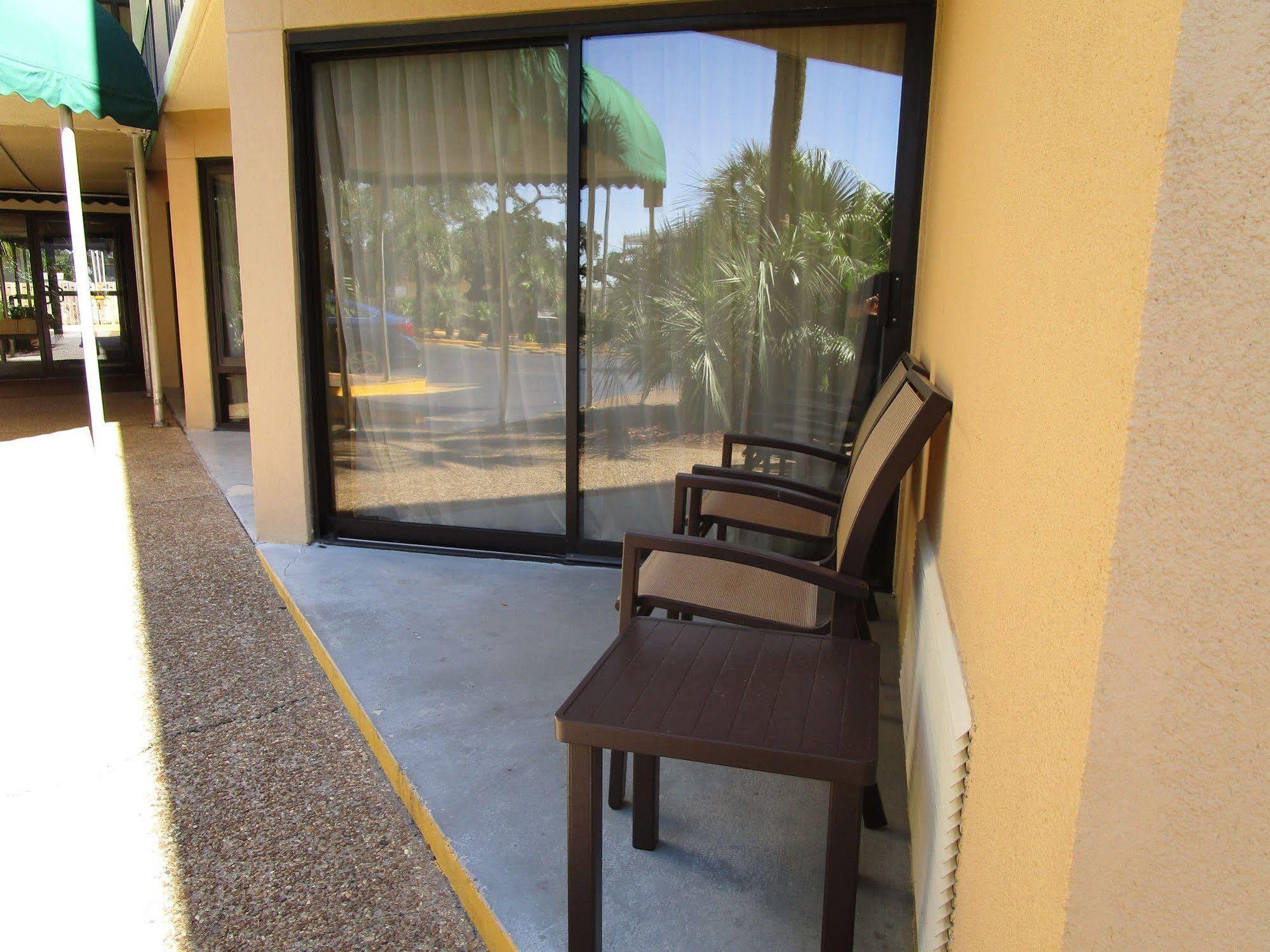 Best Western Oak Manor Biloxi Extérieur photo